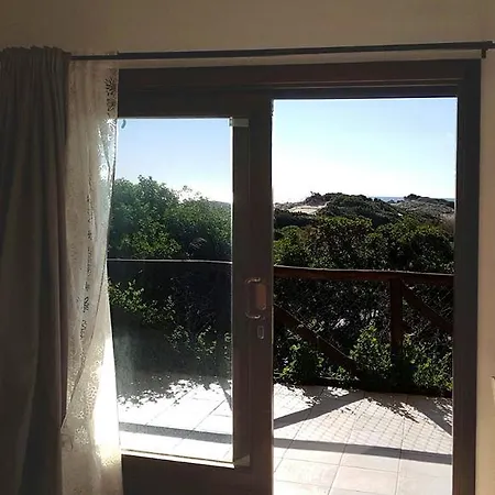 Casa Bithia